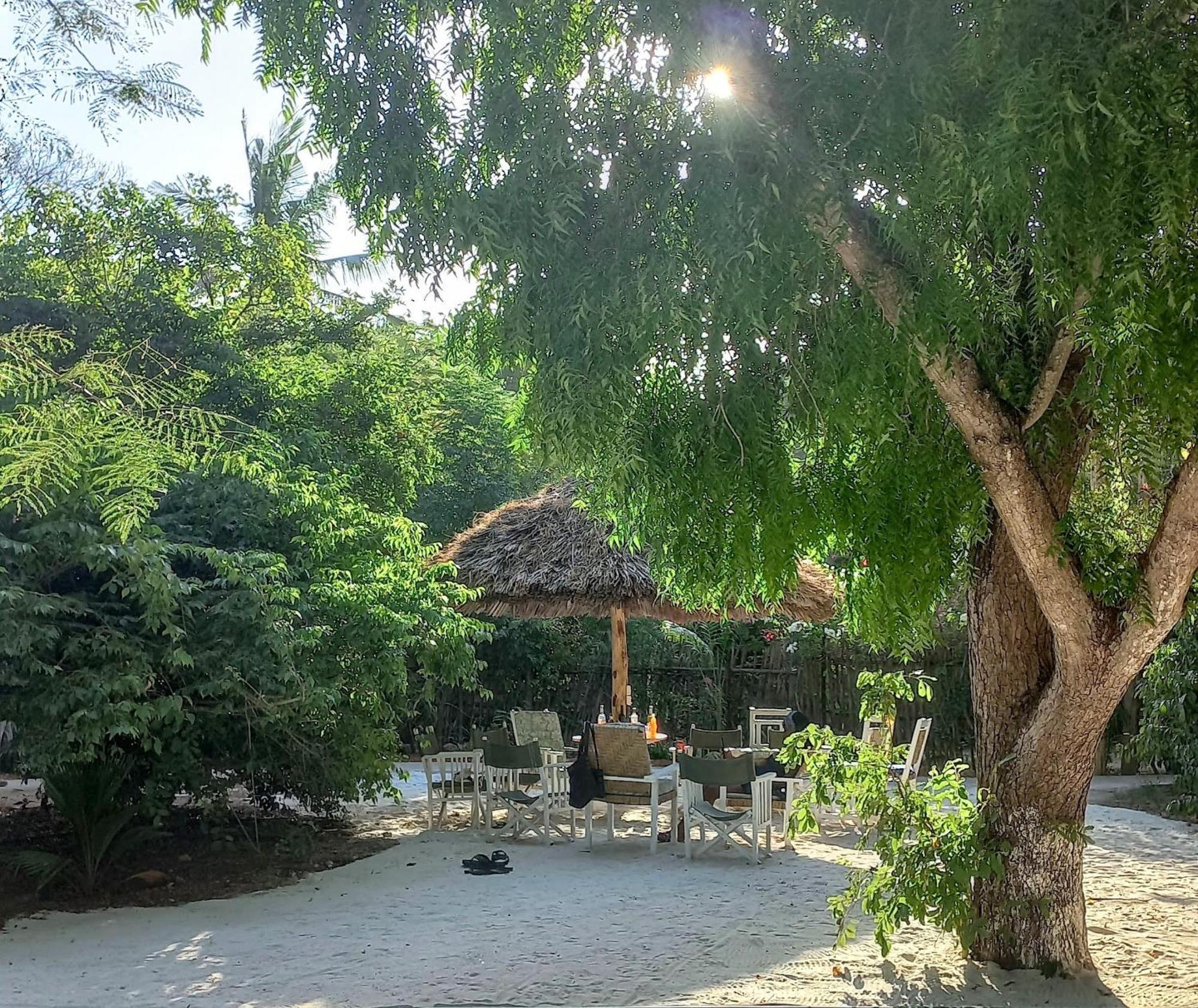 Watamu Beach Cottages B&B ภายนอก รูปภาพ