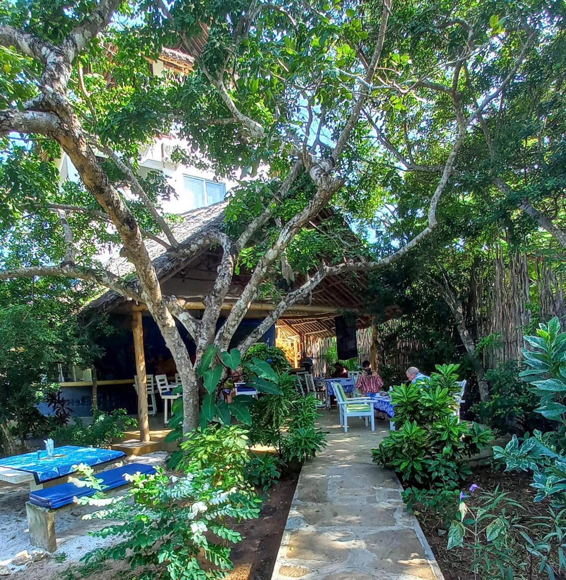 Watamu Beach Cottages B&B ภายนอก รูปภาพ